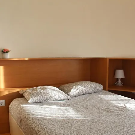 Apartmán Carlota House - *
